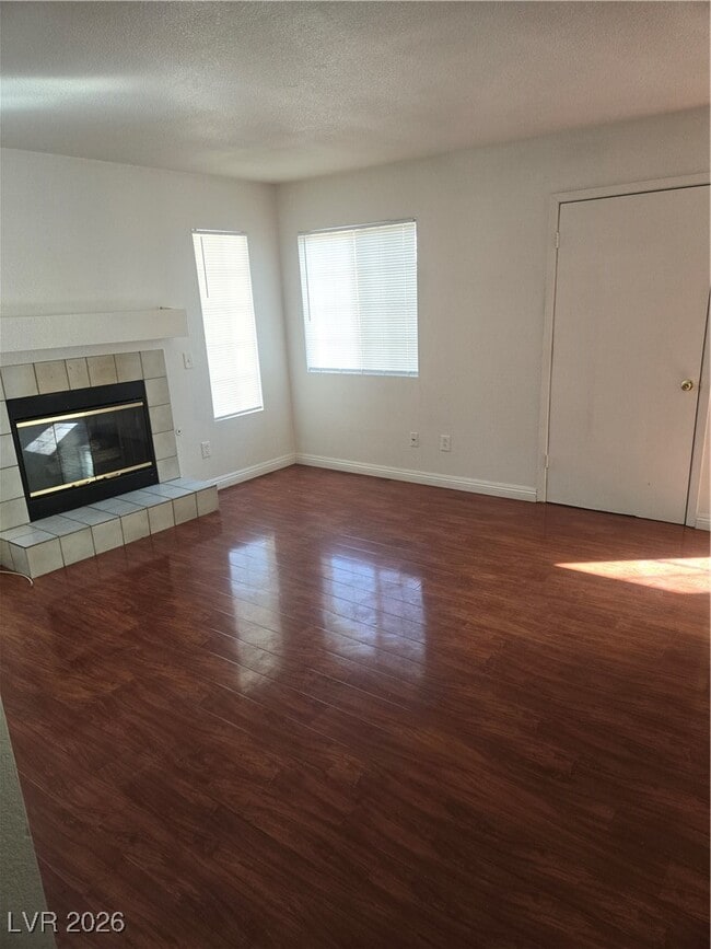 Foto del edificio - 4659 Krissylouise Way