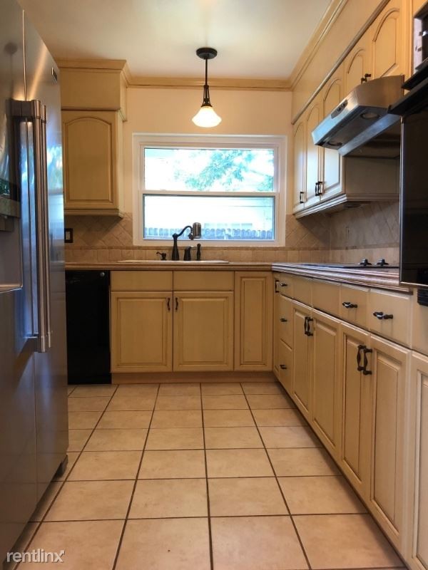 Building Photo - 3 br, 2 bath House - 1937 Strathaven Rd