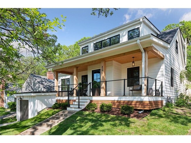 Building Photo - 4231 Crocker Ave