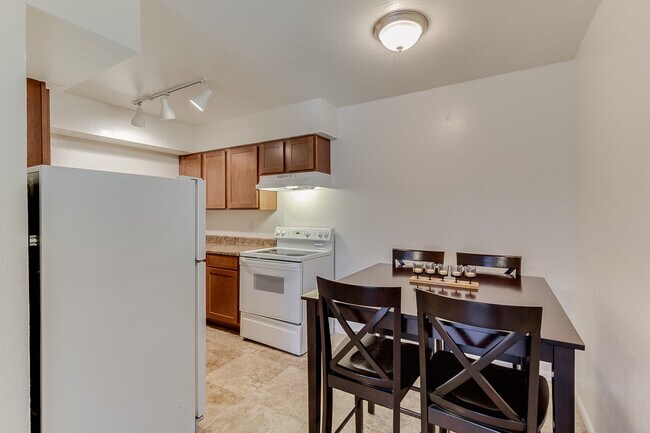 Foto del edificio - Pecan Tree Apartments