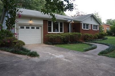 Building Photo - 3801 Seaforth Dr