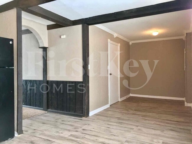 Foto del edificio - 3520 Wellington Ave