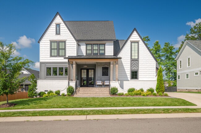 Foto del edificio - 3618 Graythorne Dr