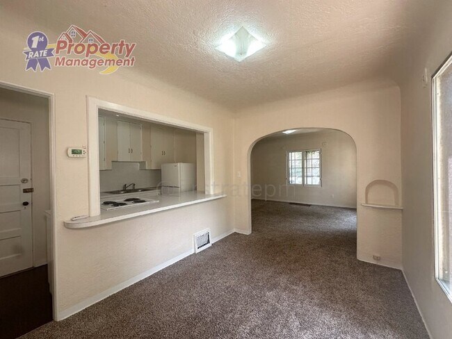 Foto del edificio - 1102 N 7th St