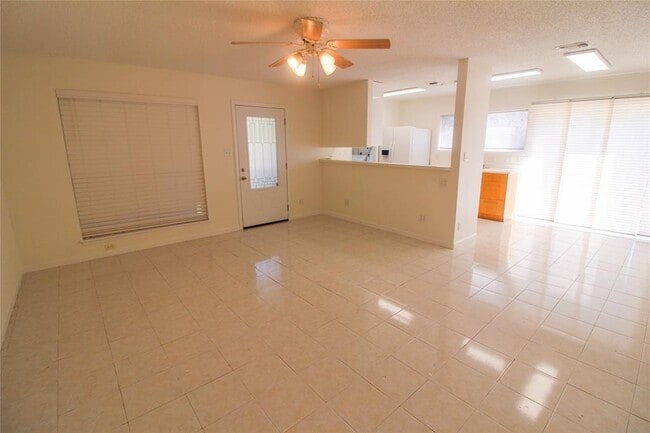 Building Photo - 11705 Cherokee St