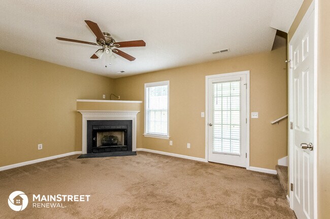 Building Photo - 1871 Camden Forest Dr