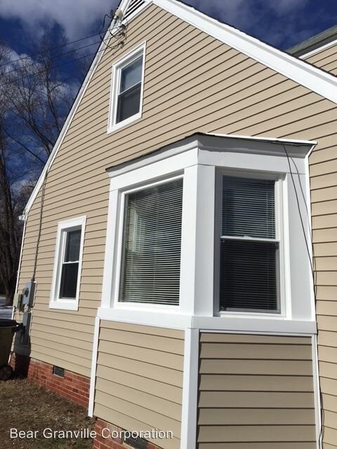 Building Photo - 3 br, 2 bath House - 1022 Leicester Rd