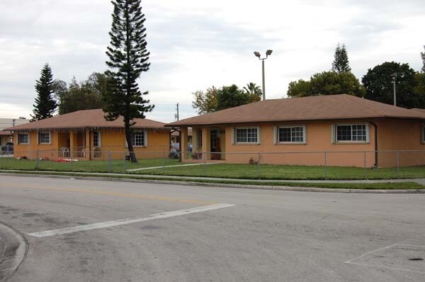 Foto principal - Donald F. Scott Villas