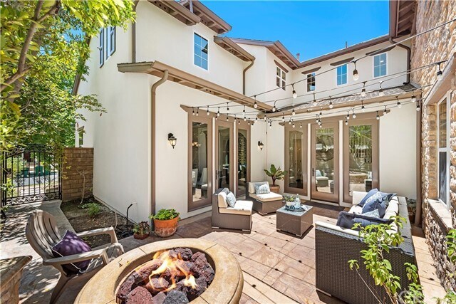 Building Photo - 9 Basilica Pl