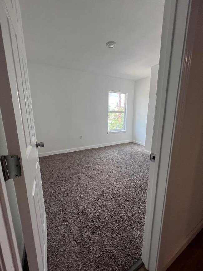 Photo - 224 W Pyron Ave Apartment