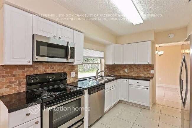 Foto del edificio - 8744 Southampton Dr