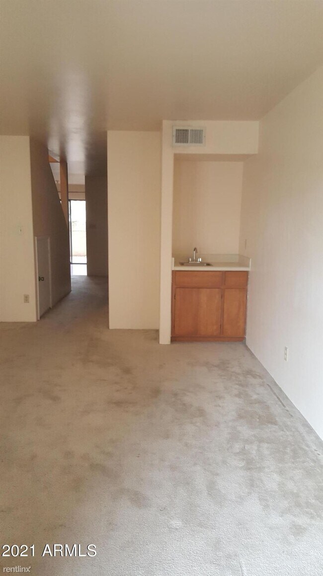 Building Photo - 2 br, 2 bath House - 1702 Ocotillo Road
