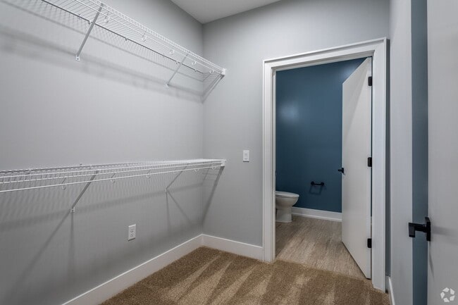 Interior Photo - The Frisbie