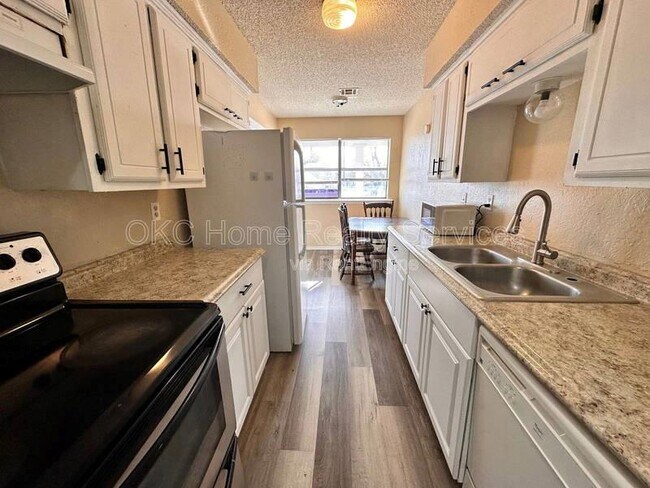 Foto del edificio - 109 SE 42nd St