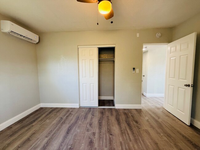 Foto del edificio - 2475 18th Ave S