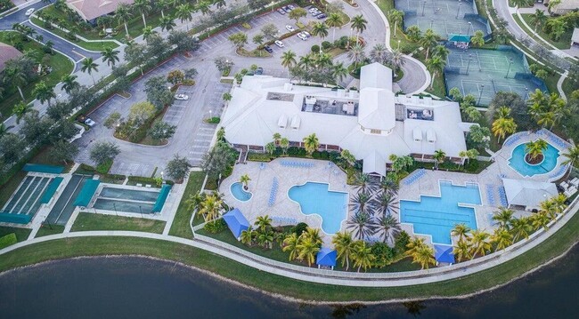 Building Photo - 2405 Windjammer Way