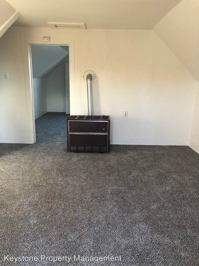 Foto del edificio - 321 E 2nd St