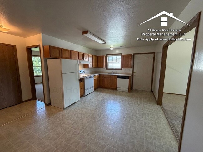 Building Photo - 2705–2707 Porter Place