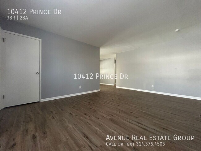 Foto del edificio - 10412 Prince Dr