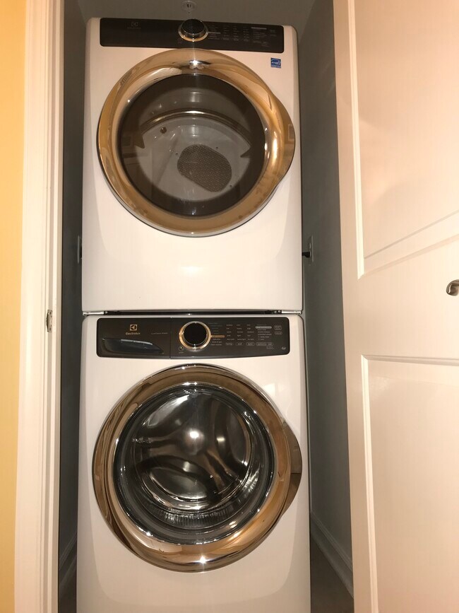 New stackable washer and dryer - 2719 Pinebrook Rd