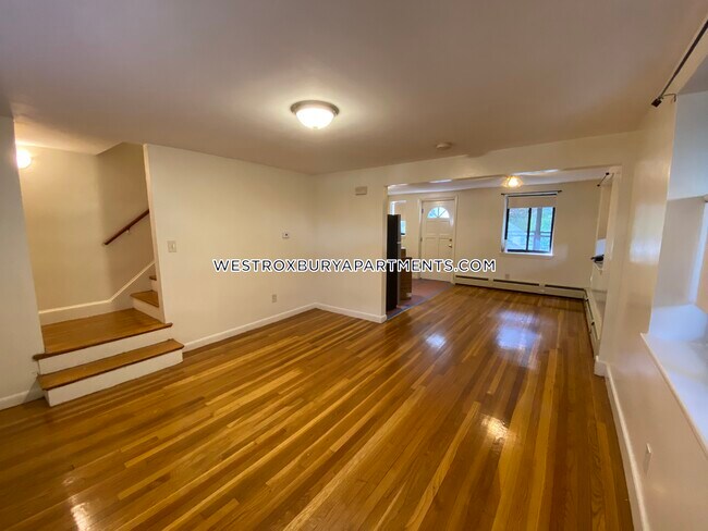 Building Photo - 205 Grove St