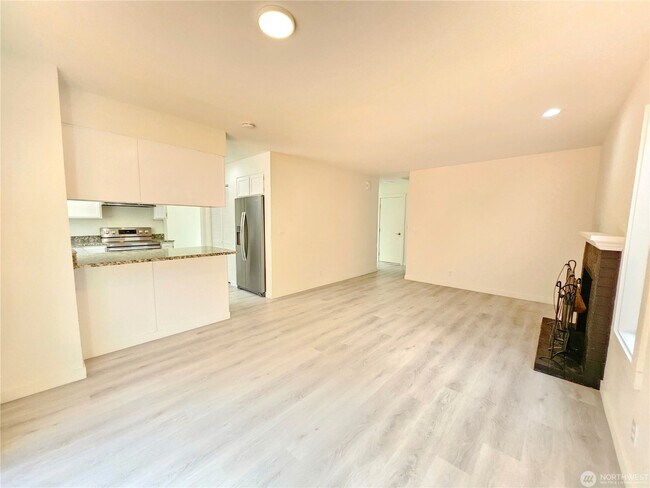 Foto del edificio - 3112 Wells Ave S
