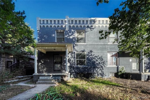 Building Photo - 468 Corona St