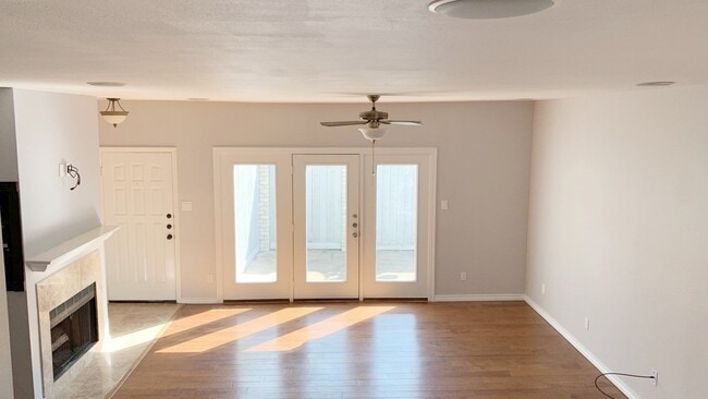 Foto del edificio - 538 Wilcrest Dr