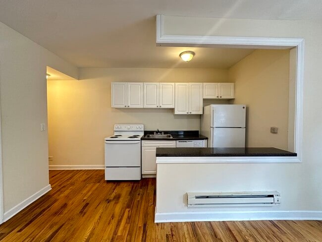 Foto del edificio - 516 W Aldine Ave