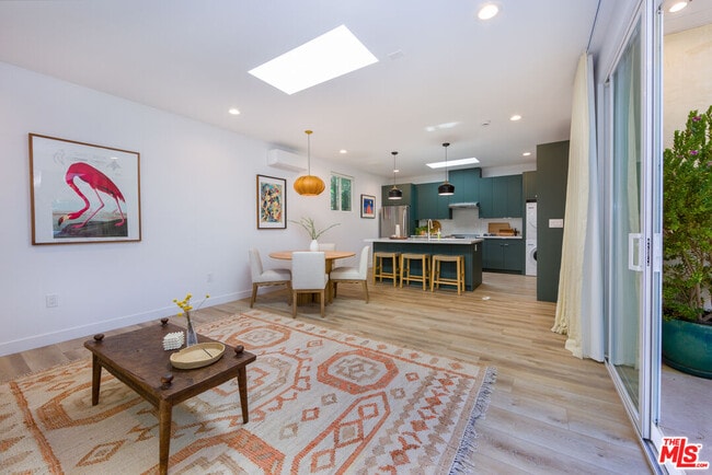 Building Photo - 4122 Dixie Canyon Ave