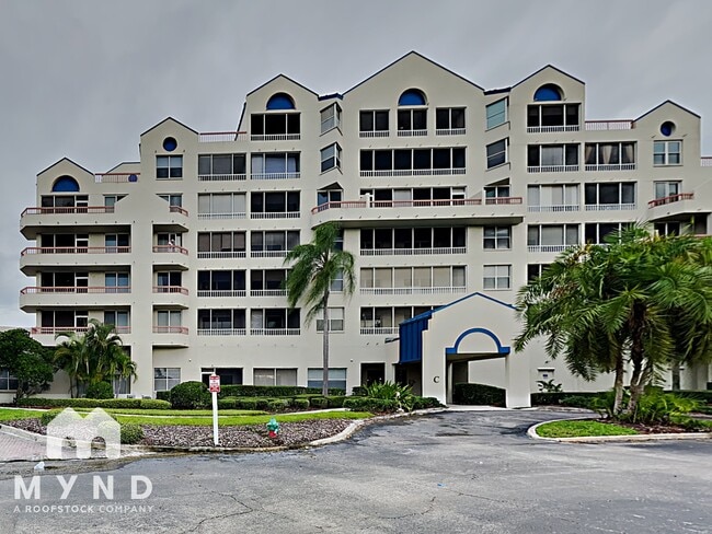 Building Photo - 2333 Feather Sound Dr