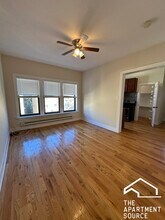 Building Photo - 1317 Oak Ave