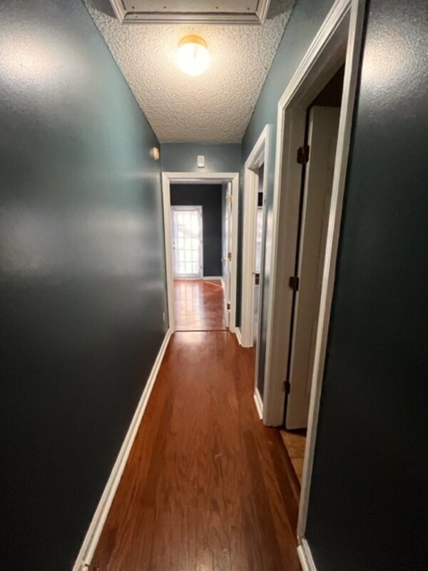 Building Photo - 4033 Muirfield Dr