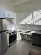 Building Photo - 500 Pico Terrace