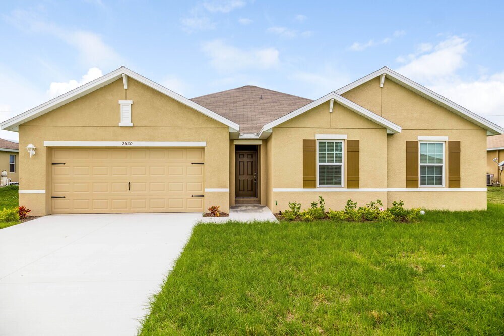 Foto principal - 2520 SW 15th Pl