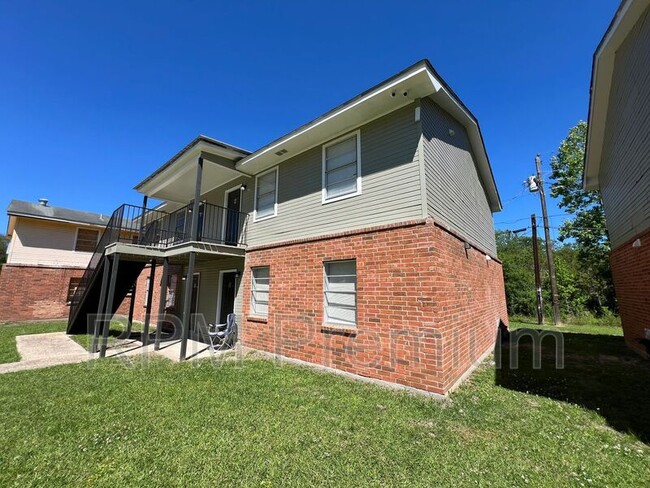 Foto del edificio - 5149 Baker Blvd