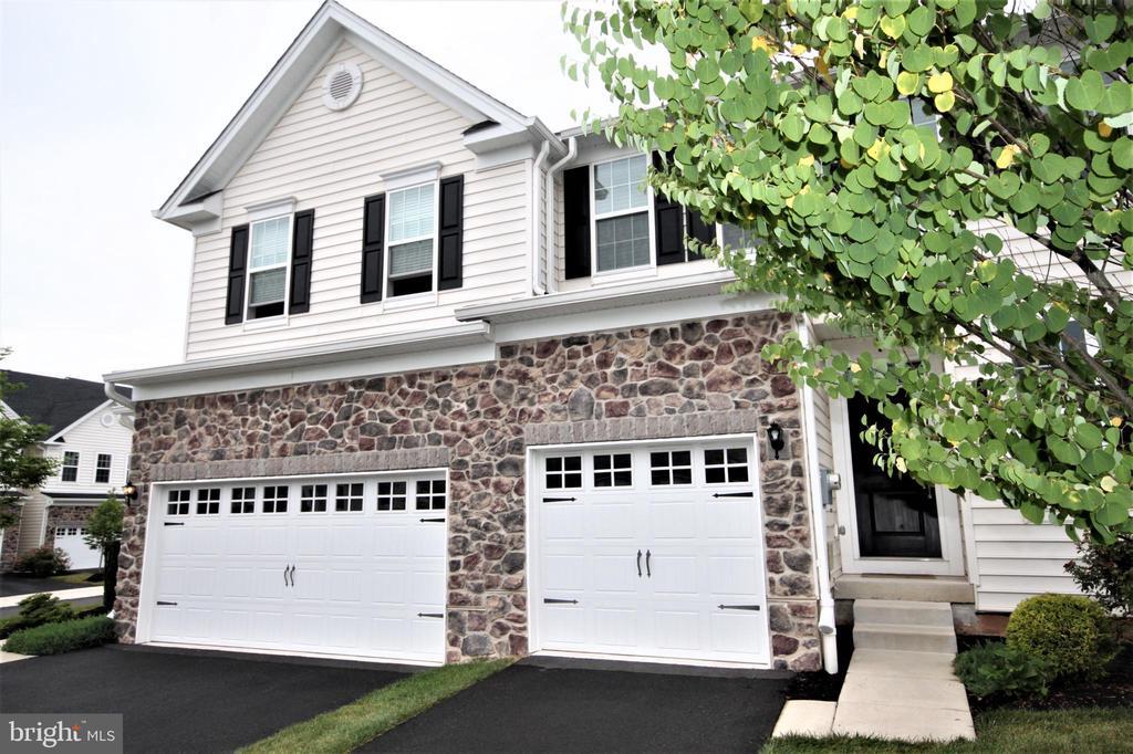 Foto principal - 103 Caldwell Ct