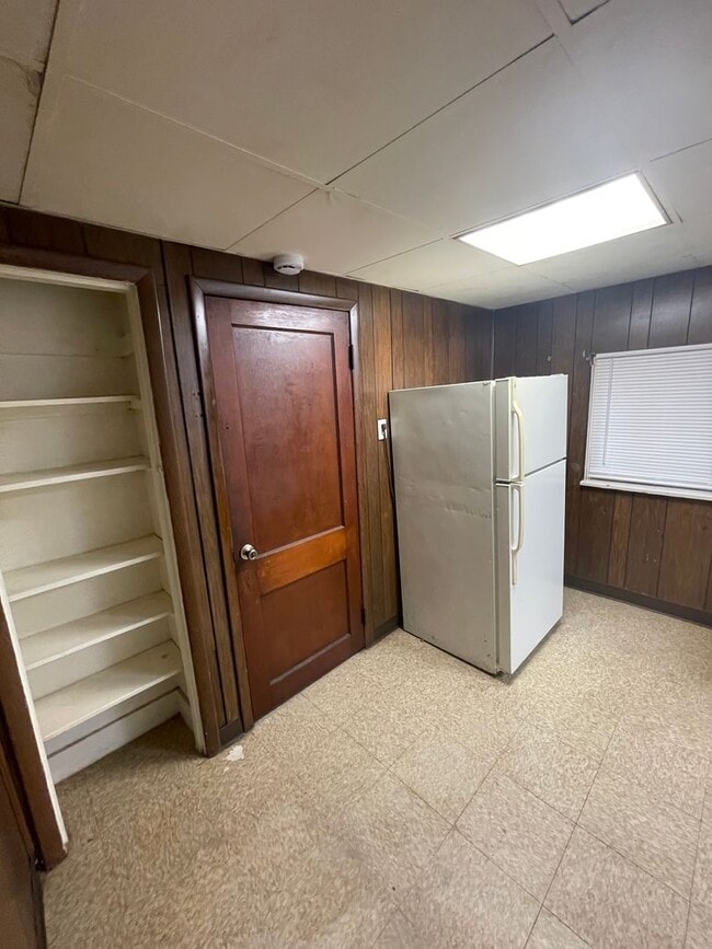 Photo - 1600 McClure St Apartment