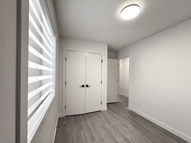 Photo du bâtiment - 9703 174 St NW