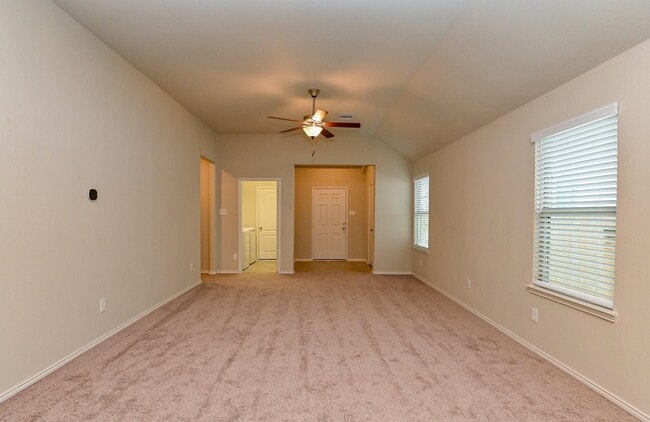 Foto del edificio - 8807 Trenton Landing Ln