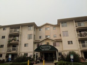 Building Photo - 18004-18095 95 Ave NW
