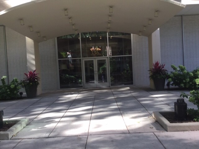 Main Entrance - 336 W Wellington Ave