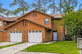Building Photo - 5553 Bennington Dr
