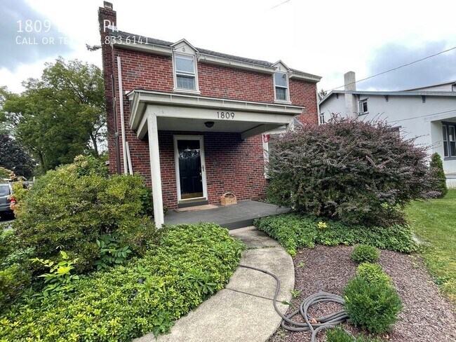 Building Photo - 1809 Lititz Pike