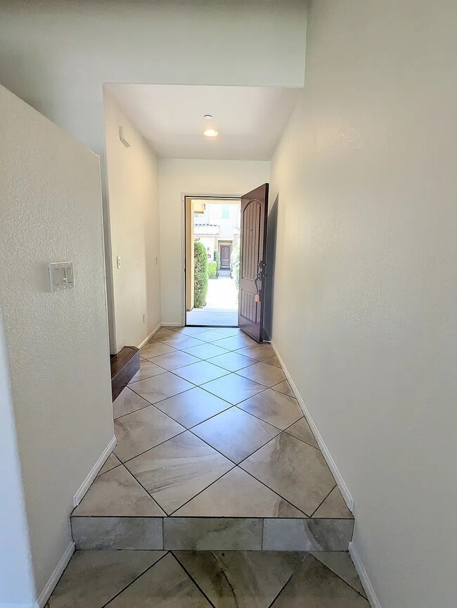 Building Photo - 8516 Old Stonefield Chase