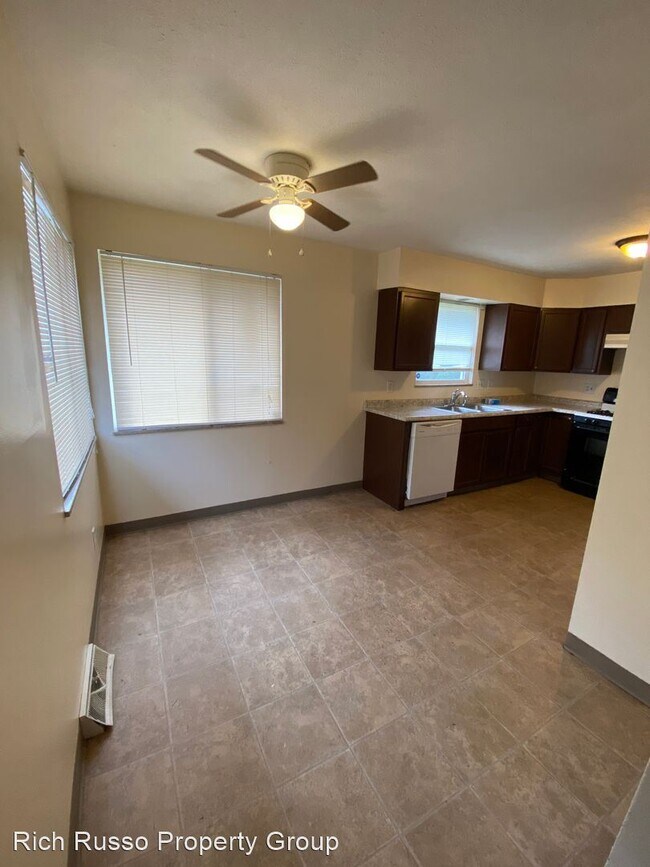 Building Photo - 3 br, 1 bath House - 1475 Cunard Road