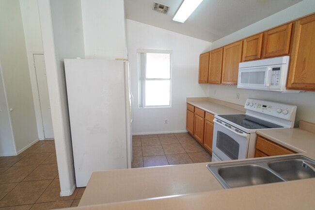 Foto del edificio - 2293 W 20th Ave