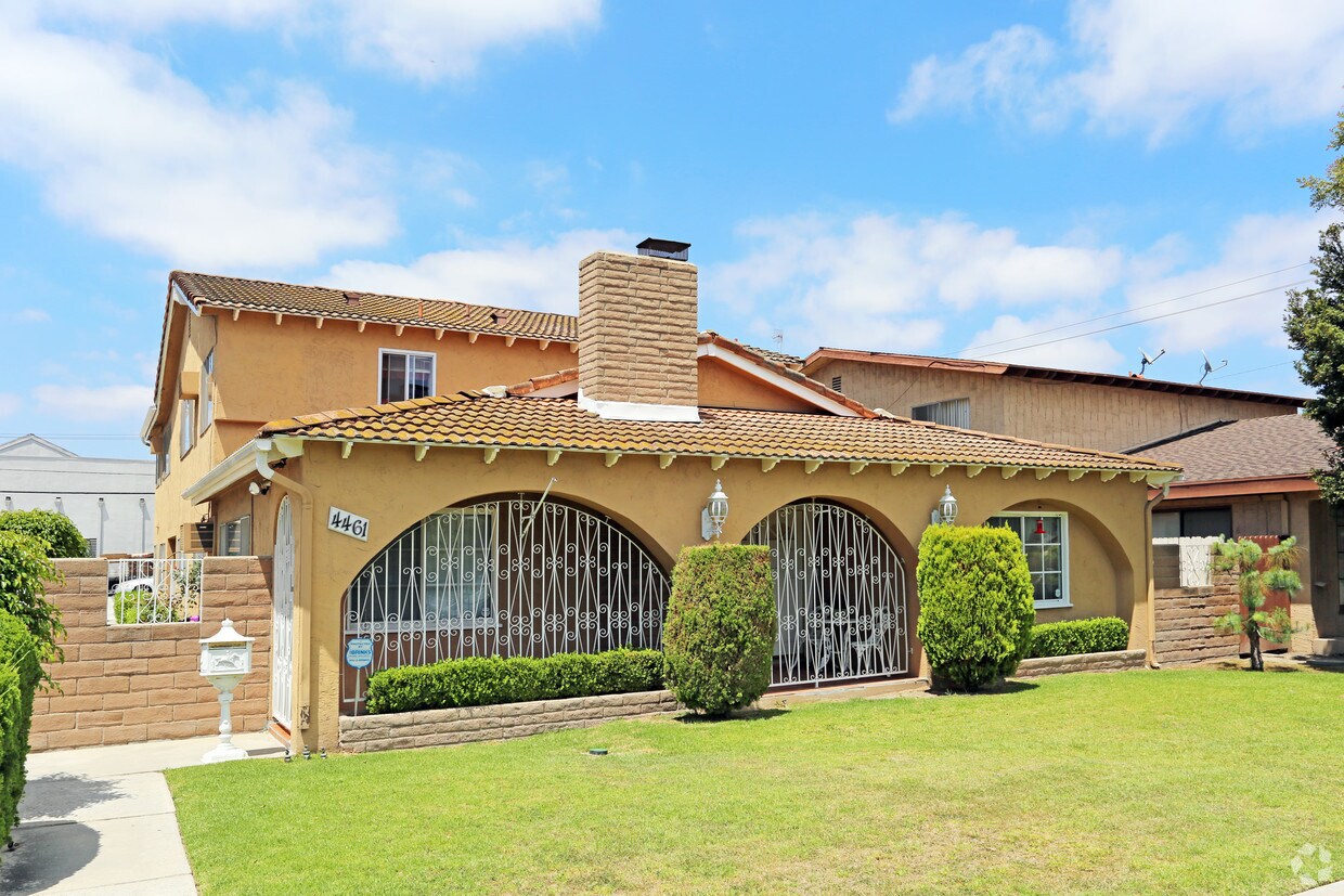 4461 Green Ave, Los Alamitos, CA 90720 Apartments in Los Alamitos, CA