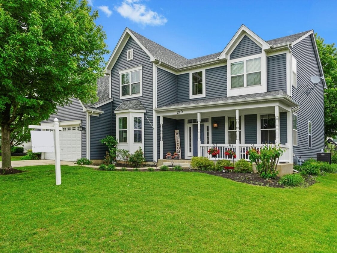 Foto principal - 210 Woodford Rd