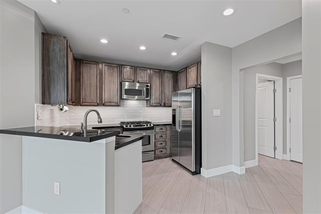 Foto del edificio - 500 Throckmorton St